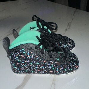 Nike lil posite